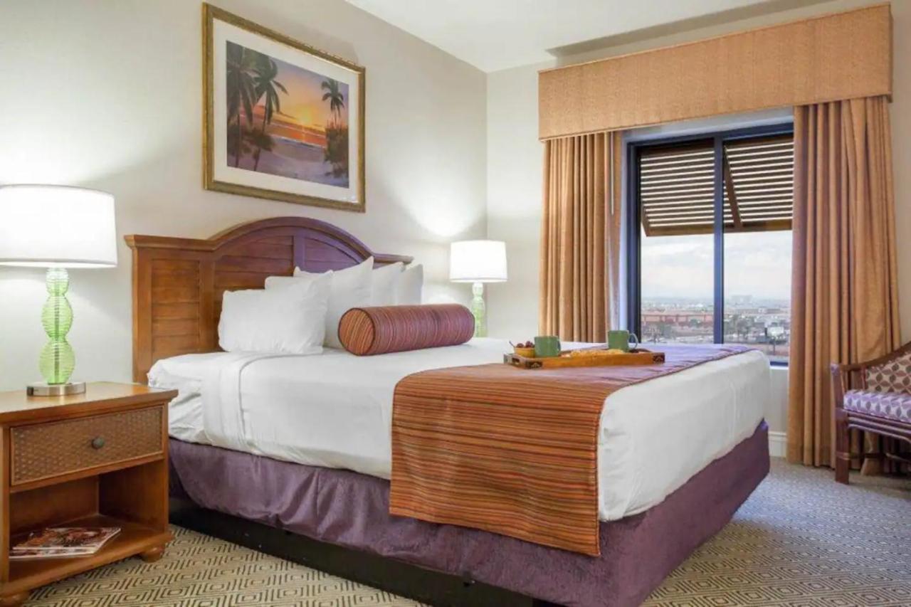Las Vegas Luxe - Suite Escape - Resort & Spa Exterior photo